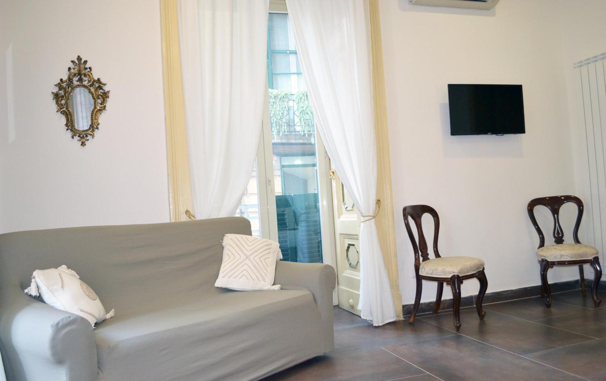 Questo Rinascimento Casa Newman Naples Exterior photo